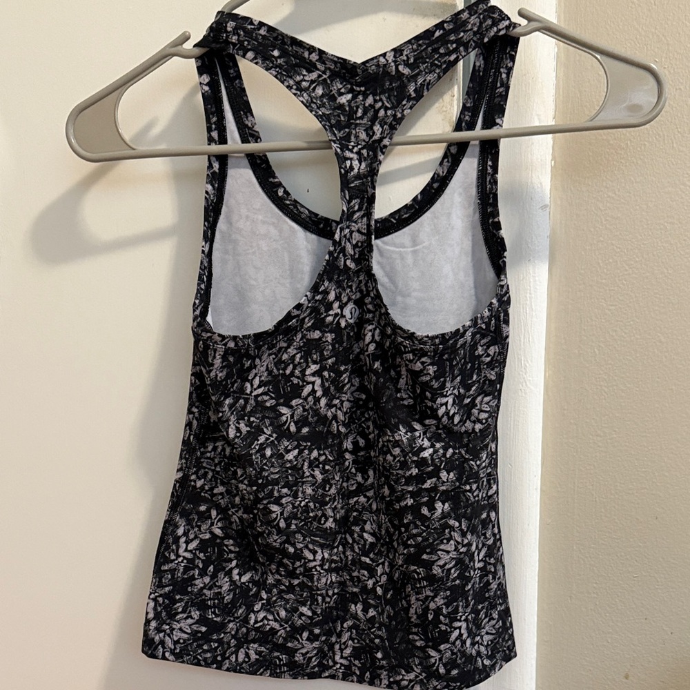 Lululemon Racerback Workout Tank Top - Picture 3 of 4
